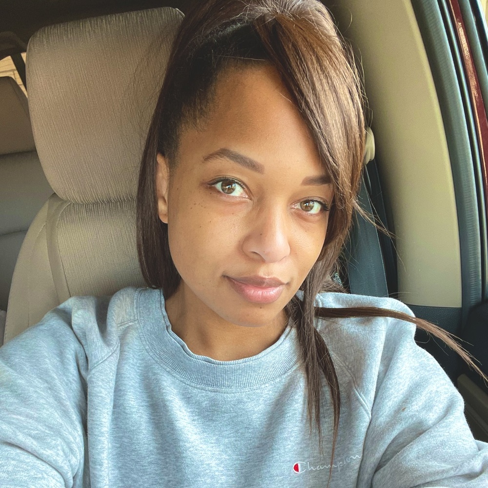 Meet your Posher, Lisa